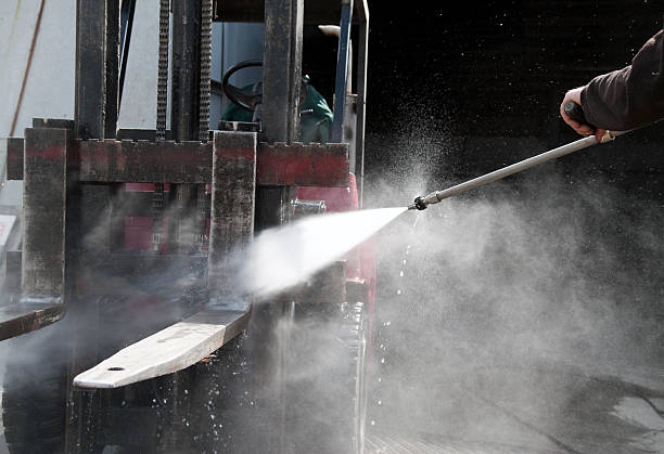 Playground Equipment Cleaning in Mount Olive, NC